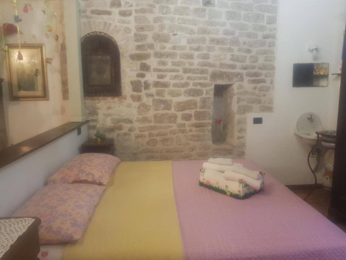 Non Ditelo Al Duca - Lo Spagna Spoleto Kültér fotó